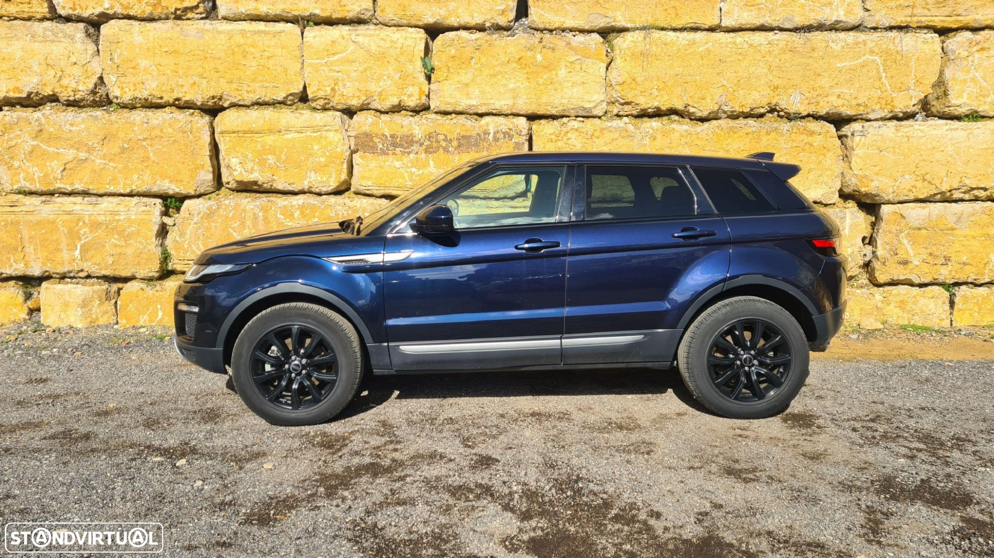 Land Rover Range Rover Evoque 2.0 TD4 SE - 3