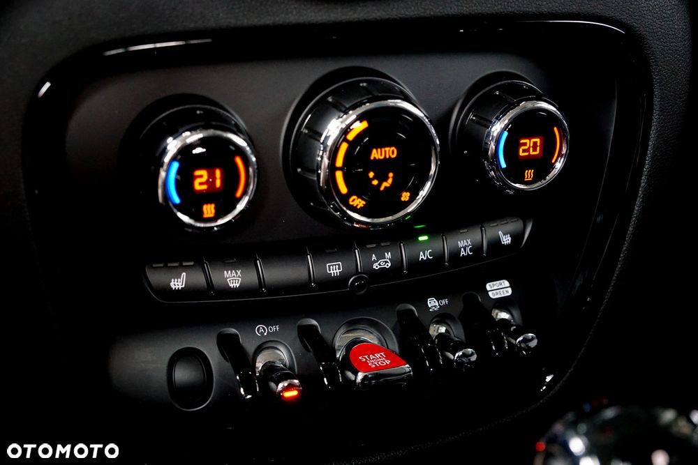 MINI Cooper Standard - 36