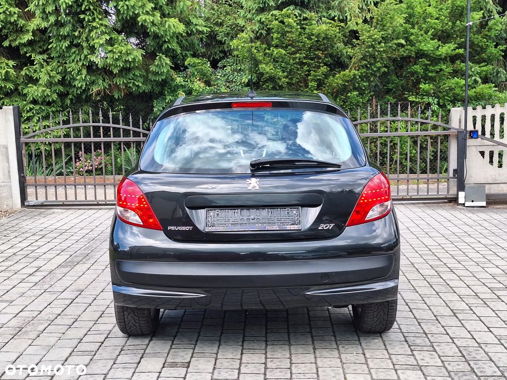 Peugeot 207 75 Millesim 200 - 8