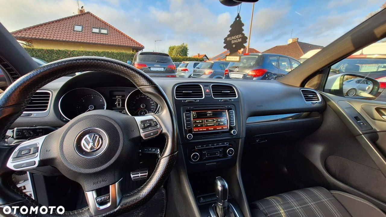Volkswagen Golf - 17