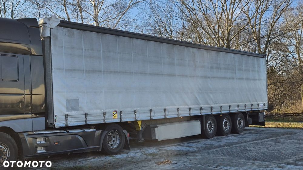 Schmitz Cargobull SCB S3T - 2