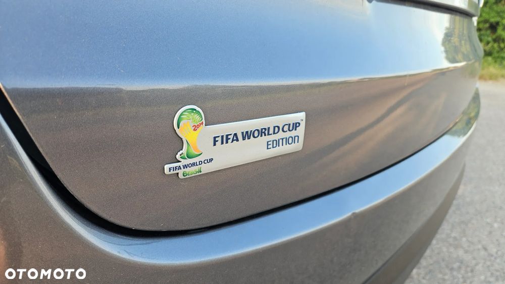 Hyundai ix35 1.6 2WD Fifa World Cup Edition - 16