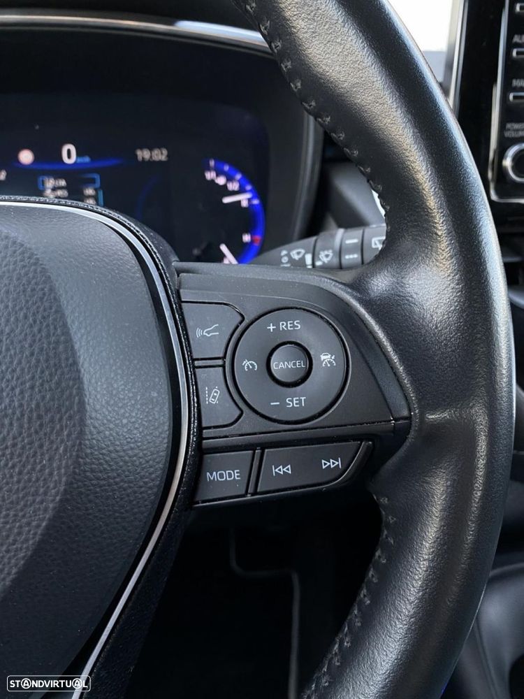 Toyota Corolla 1.8 Hybrid Comfort - 29