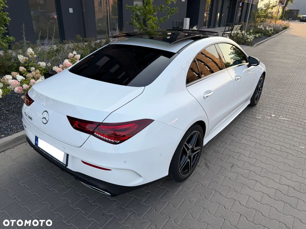 Mercedes-Benz CLA 200 AMG Line 7G-DCT - 14