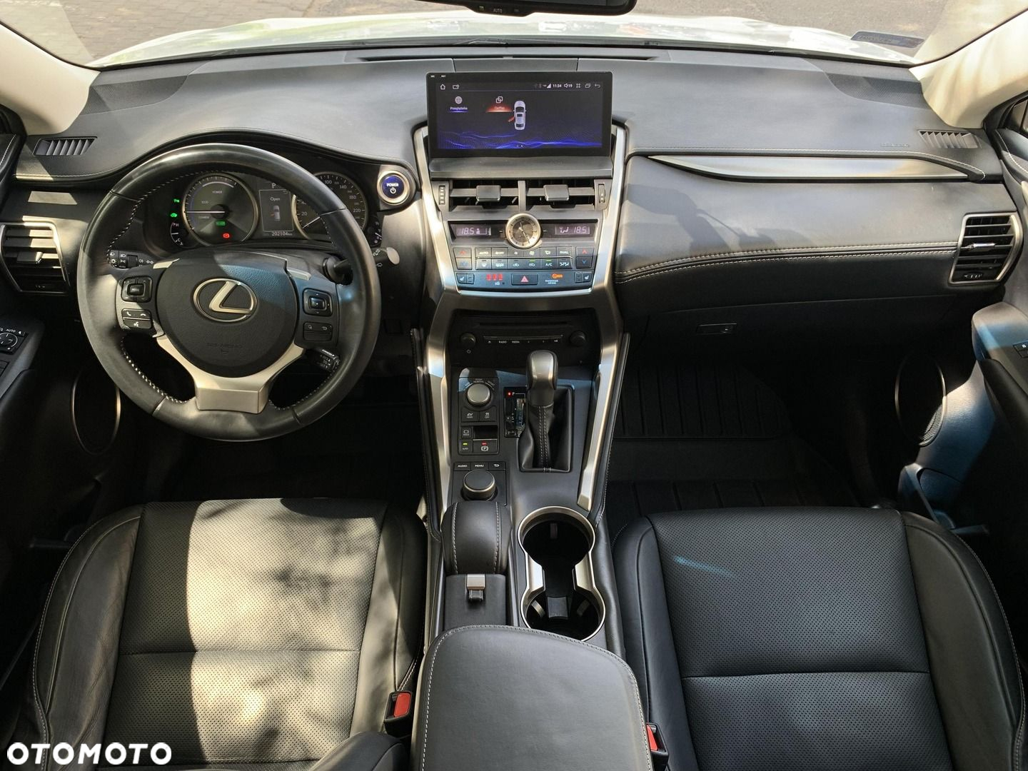 Lexus NX - 3