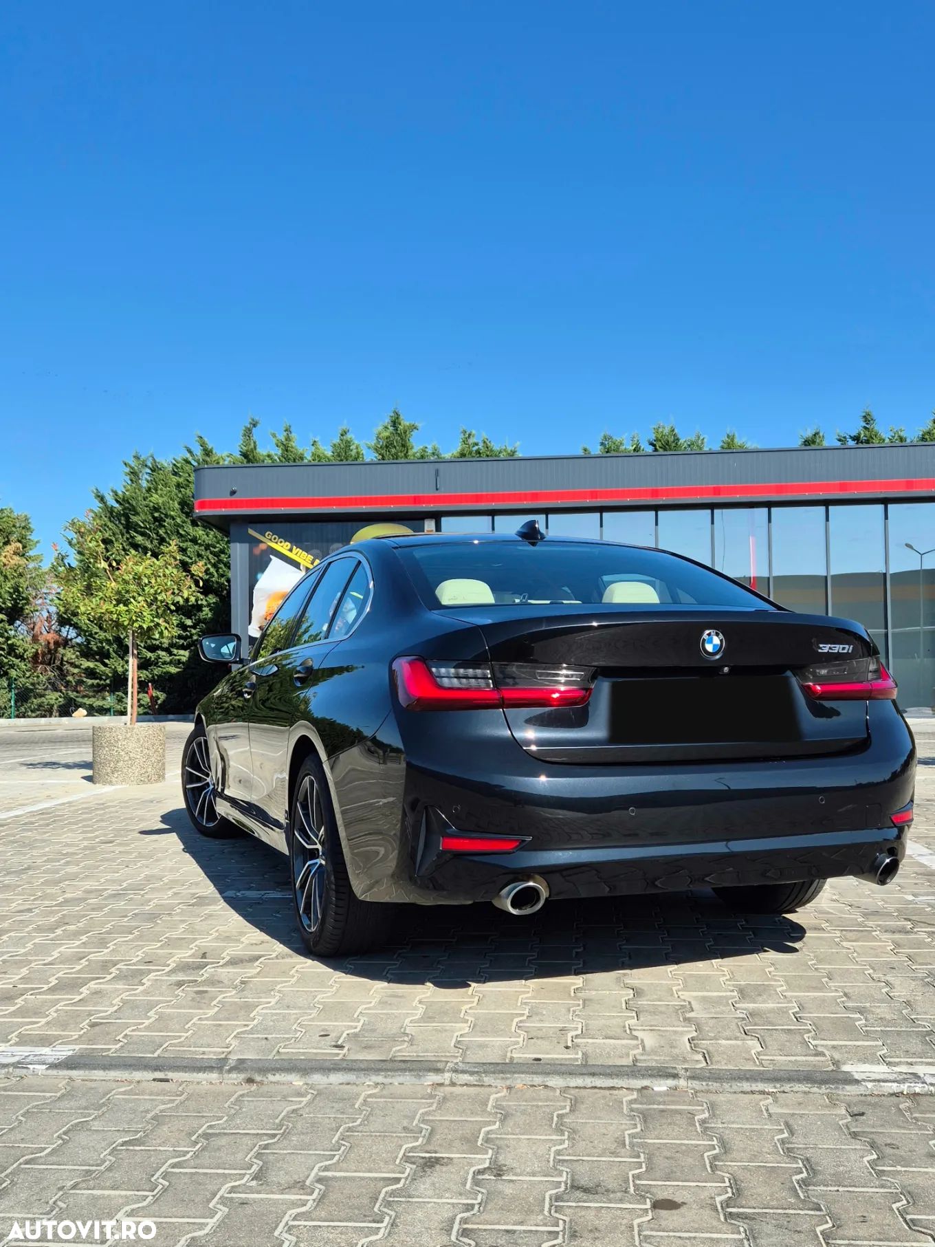 BMW Seria 3 330i AT Sport Line - 1
