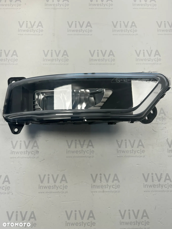 MAN OE HALOGEN REFLEKTOR PRZECIWMGIELNY PRAWY 81.25204-0004