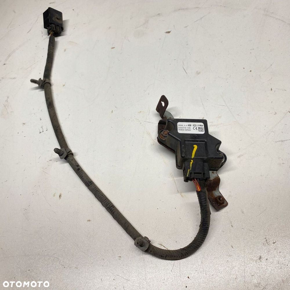 MODÓŁ CIŚNIENIA OPON HYUNDAI I40 LIFT 95800-3Z500 - 1