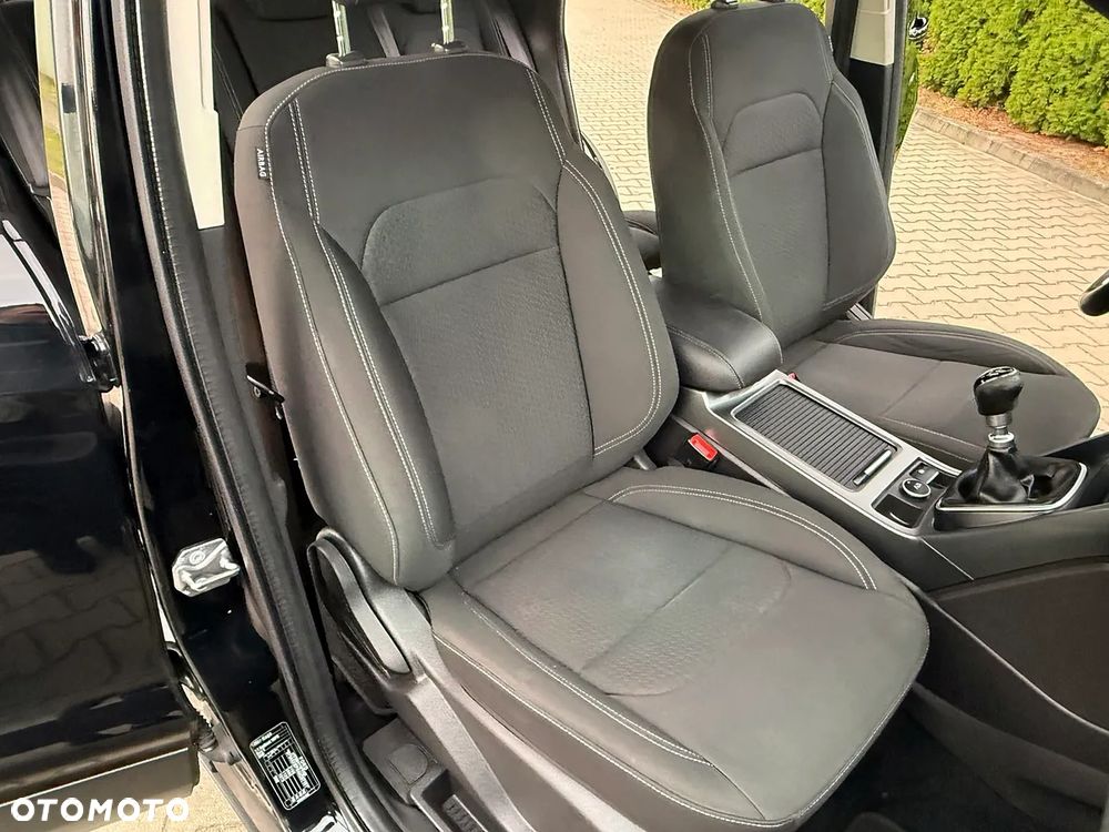 Ford Kuga 1.5 EcoBoost 2x4 Titanium - 30