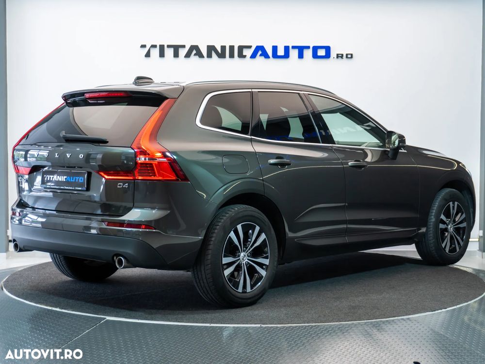 Volvo XC 60 D4 AWD Geartronic Momentum - 4