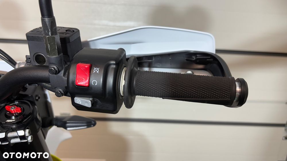 Husqvarna 701 - 27