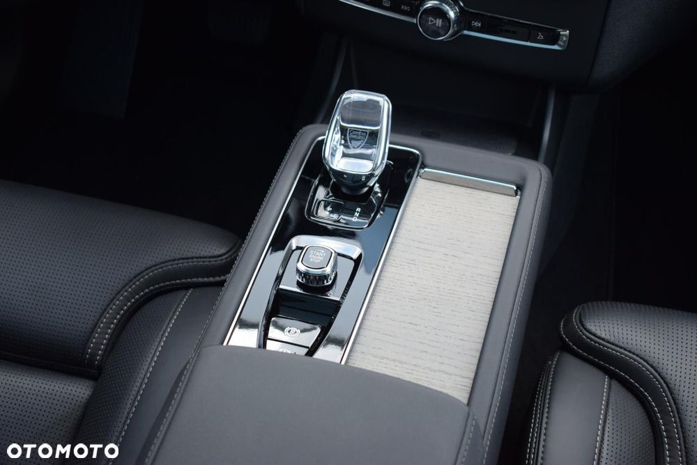 Volvo XC 90 - 19