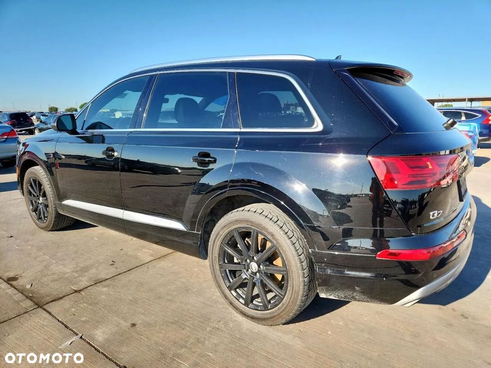 Audi Q7 - 3