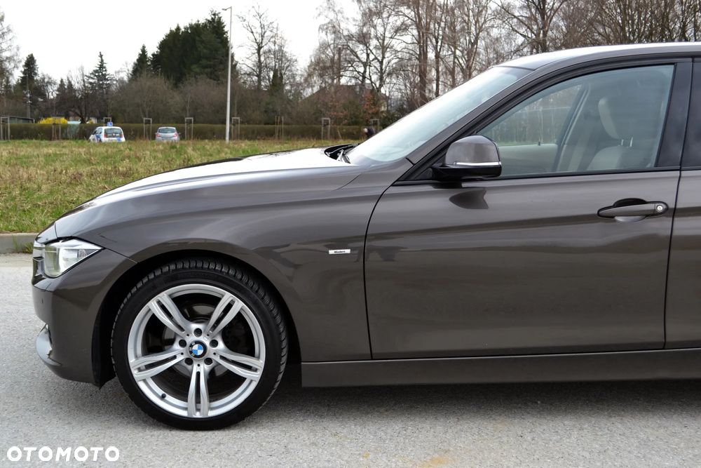 BMW Seria 3 - 10