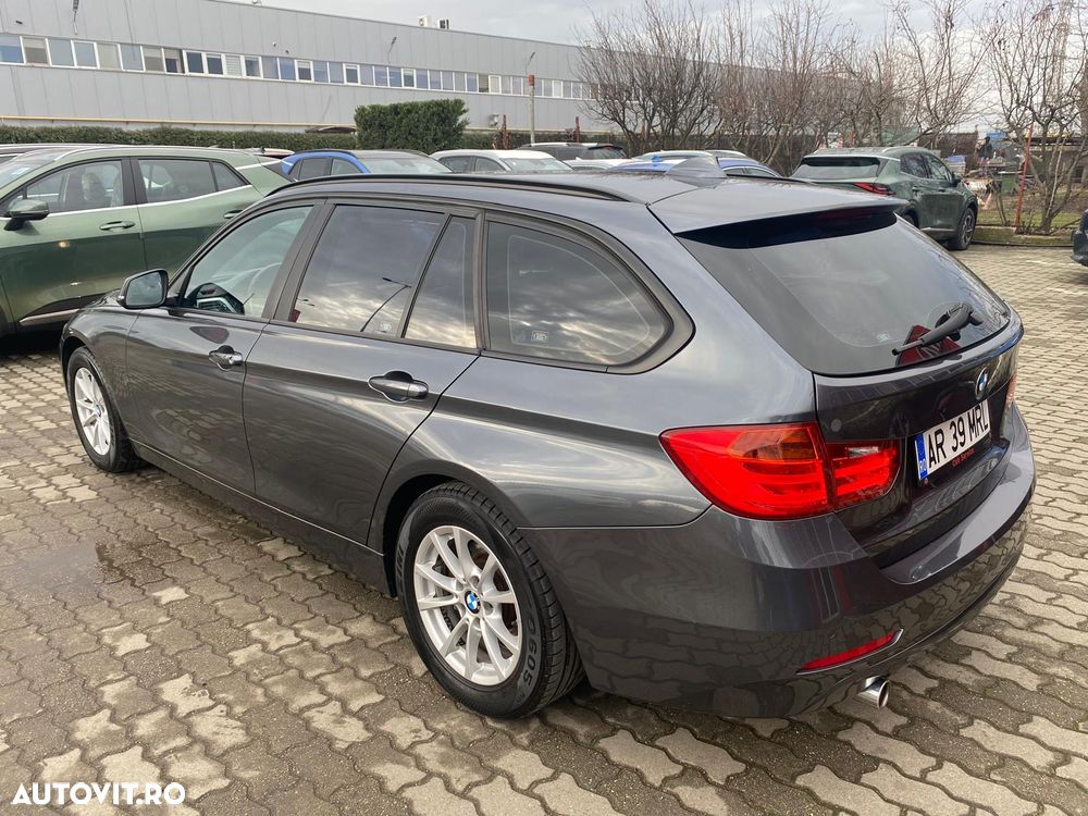 BMW Seria 3 318d - 5