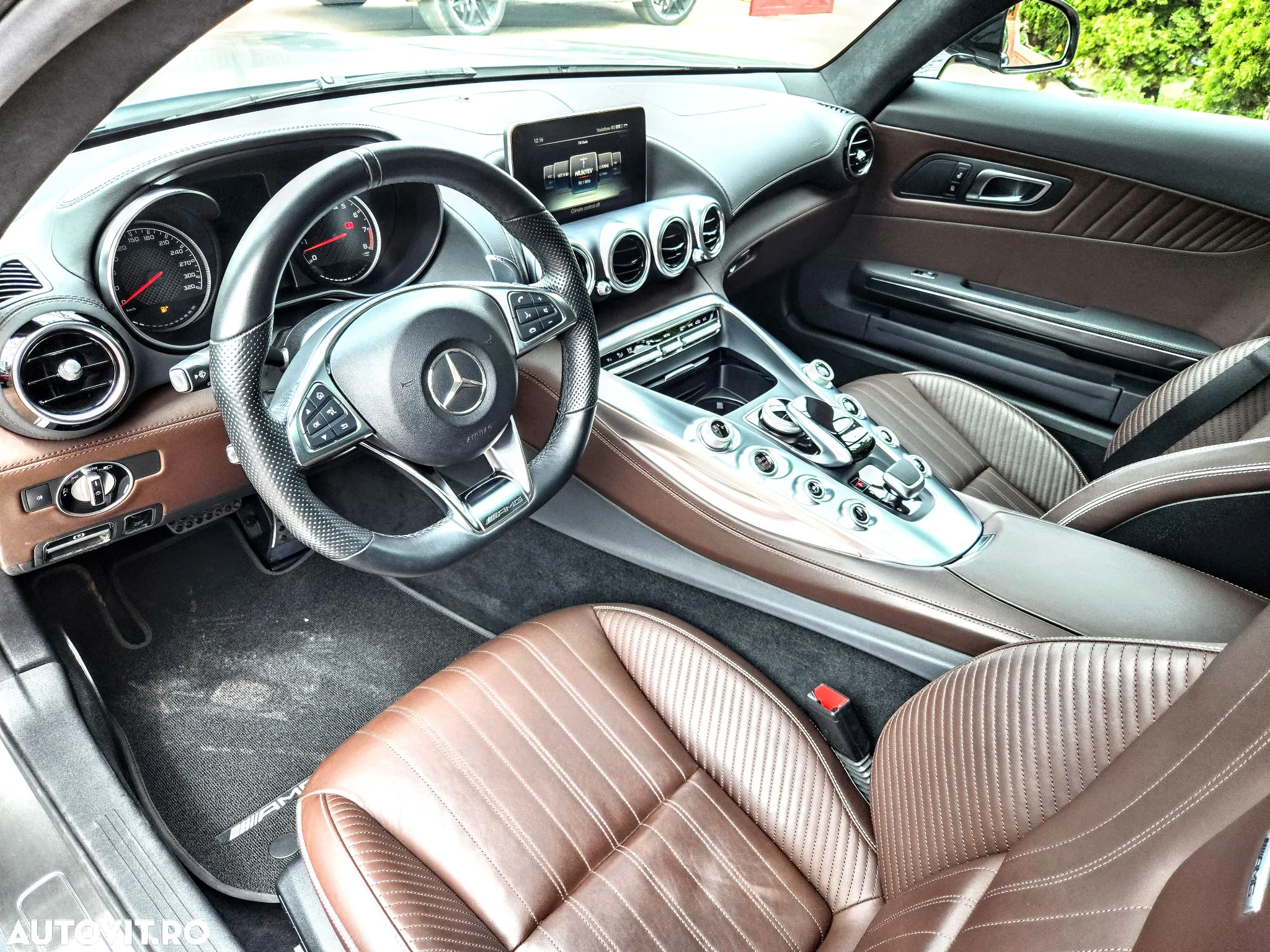 Mercedes-Benz AMG GT Roadster - 3