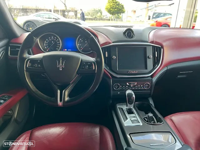 Maserati Ghibli Diesel - 11