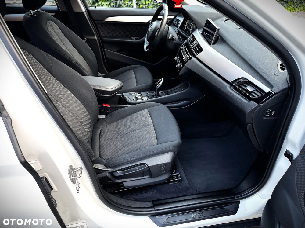 BMW X1 sDrive18i - 22