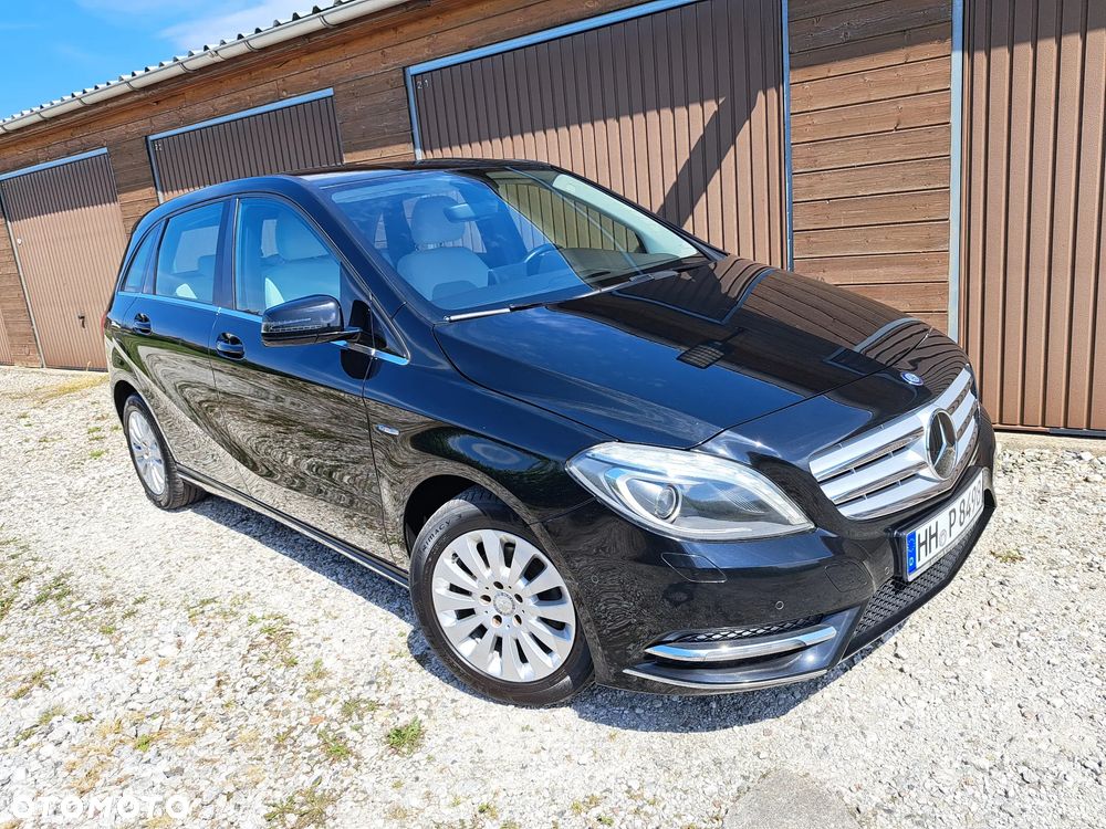 Mercedes-Benz Klasa B 180 (BlueEFFICIENCY) - 15