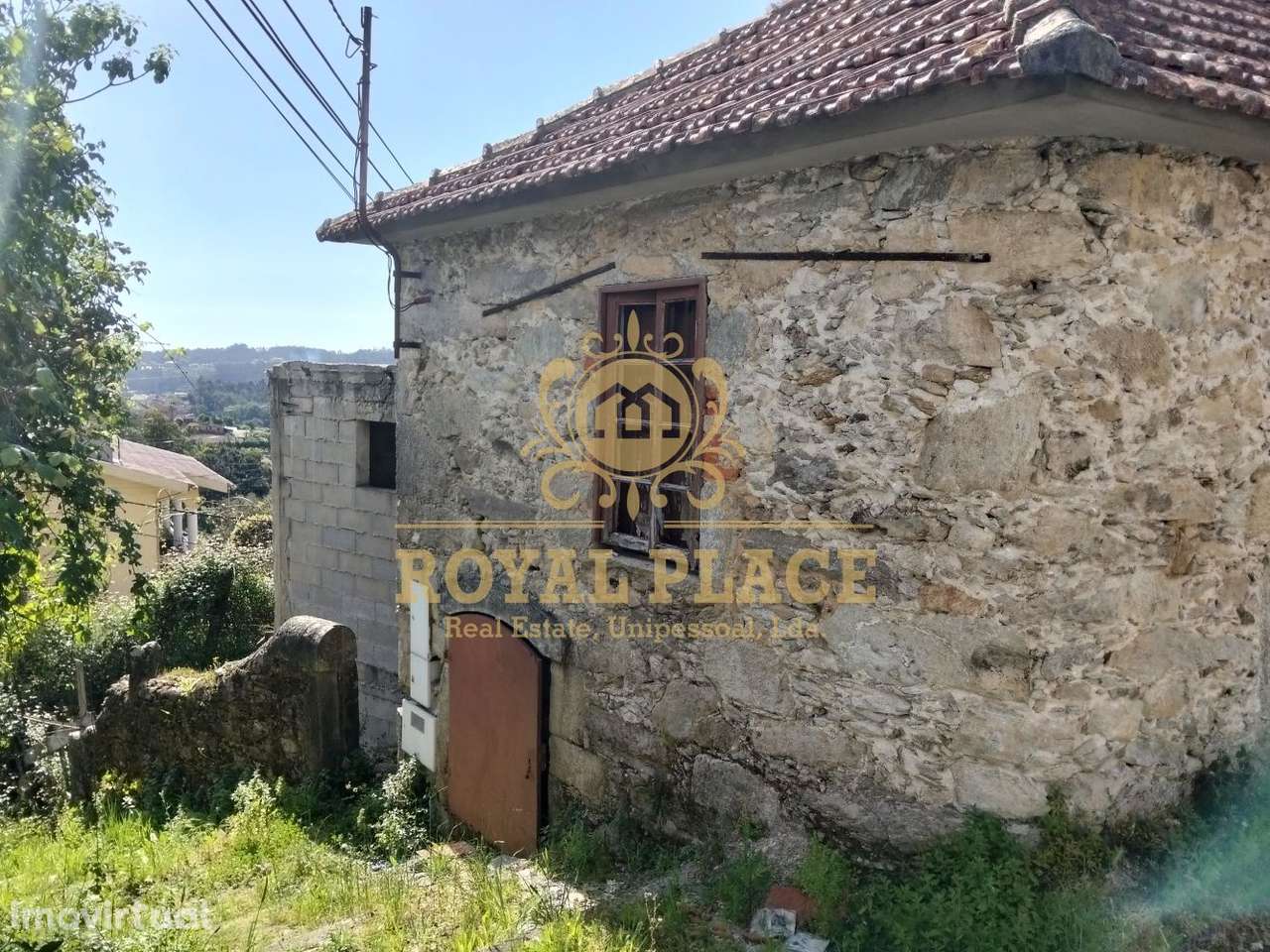 Moradia T2 Restauro - Santiago de Riba-Ul - Grande imagem: 3/24