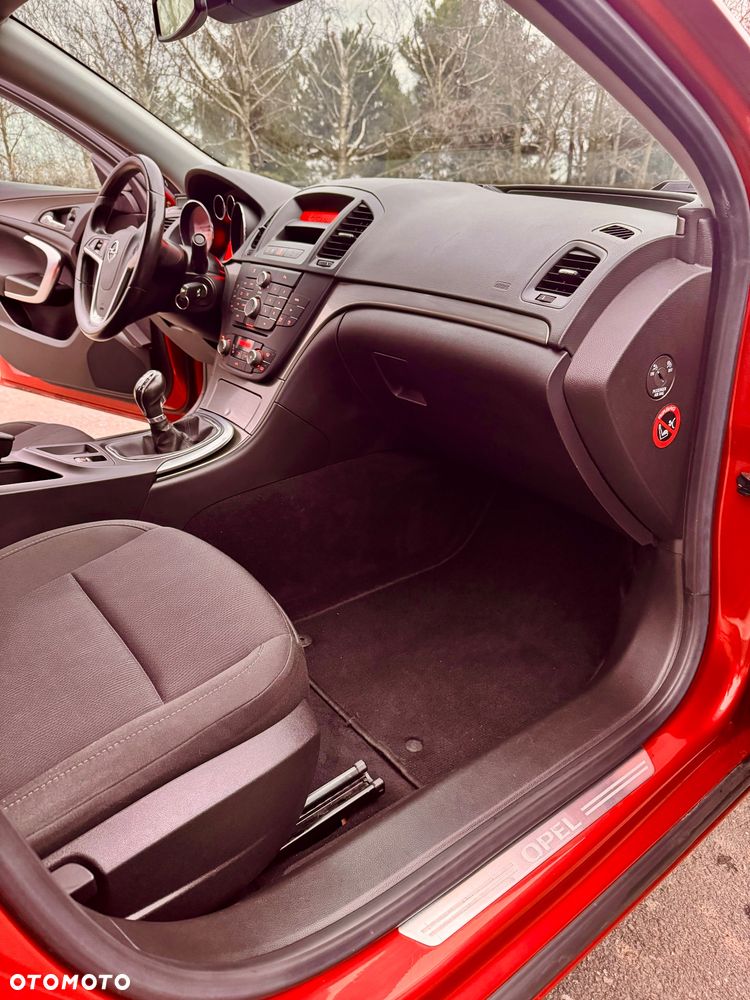 Opel Insignia 1.8 - 2