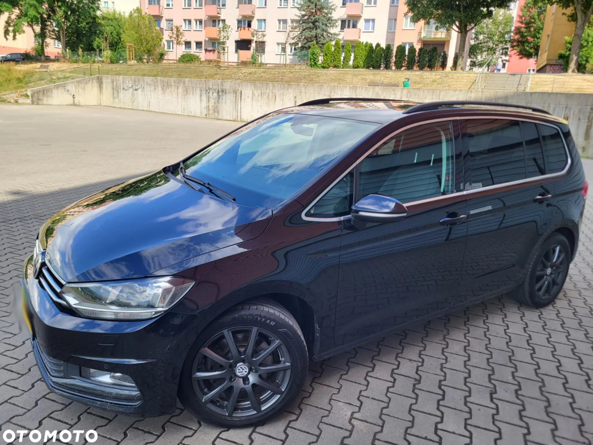 Volkswagen Touran 1.4 TSI (BlueMotion Technology) Comfortline - 17