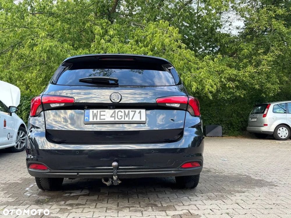 Fiat Tipo 1.6 MultiJet DCT Lounge - 16
