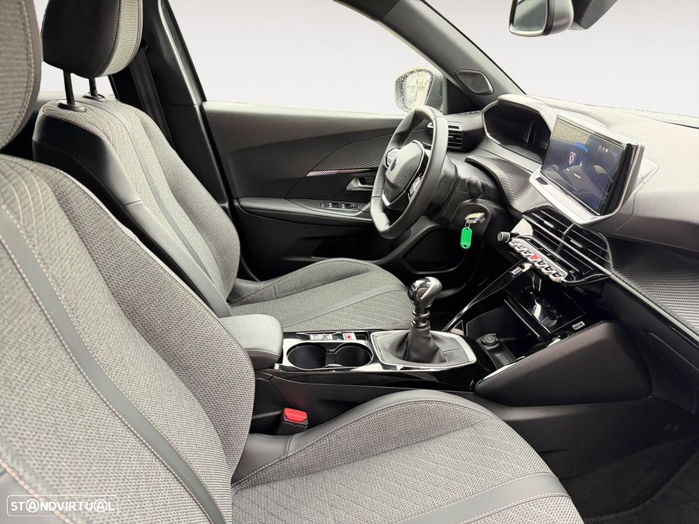 Peugeot 2008 1.2 PureTech Allure - 15