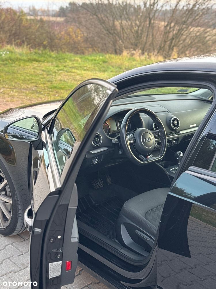 Audi A3 Sportback 1.6 TDI Ambiente S tronic - 13