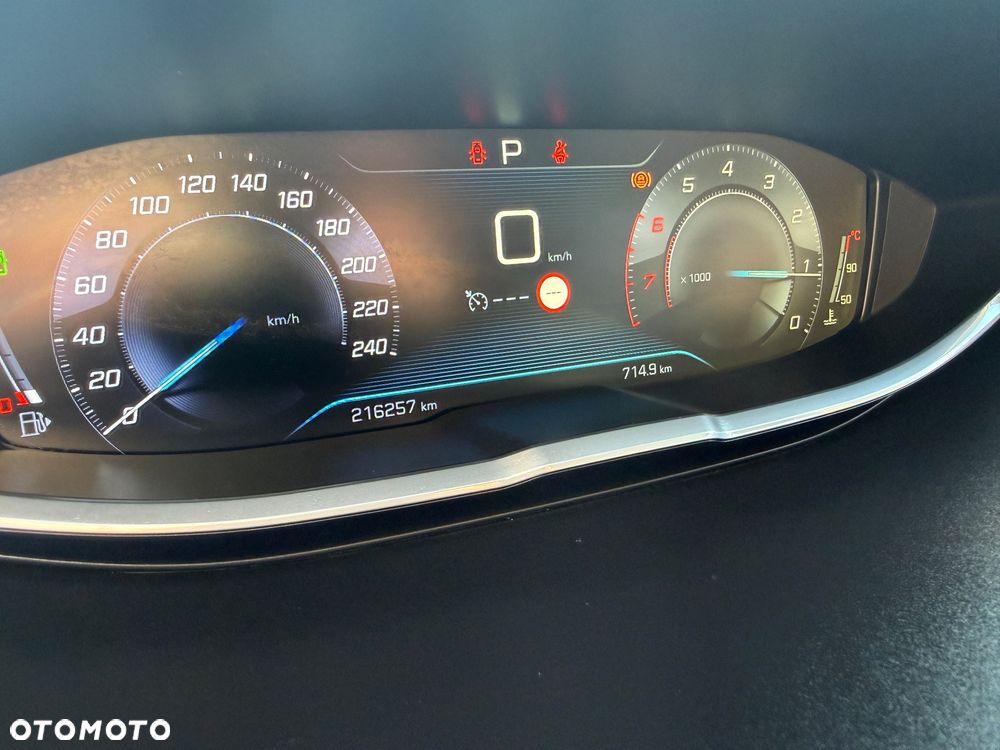 Peugeot 3008 PureTech 130 Stop & Start GPF EAT8 Active Business-Paket - 17