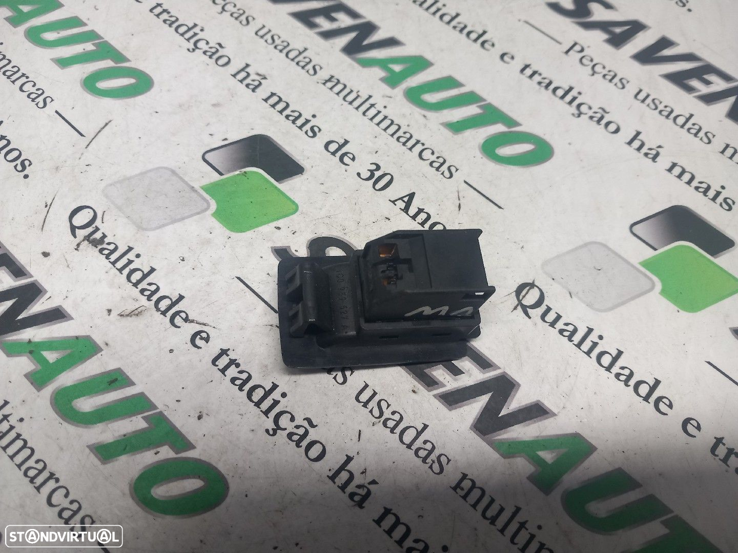 Botão / Botões / Comutador Vidro Dto Volkswagen New Beetle (9C1, 1C1) - 2