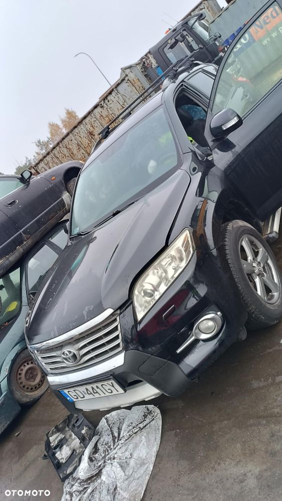 Stopnie boczne orurowanie progi Toyota Rav 4  RAV4 - 9