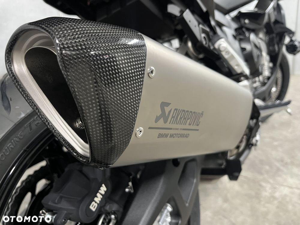 BMW XR - 10