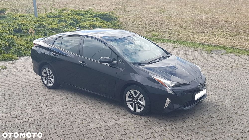 Toyota Prius Hybrid Executive - 22