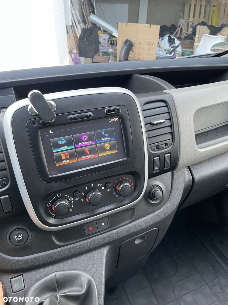 Renault TRAFIC - 11