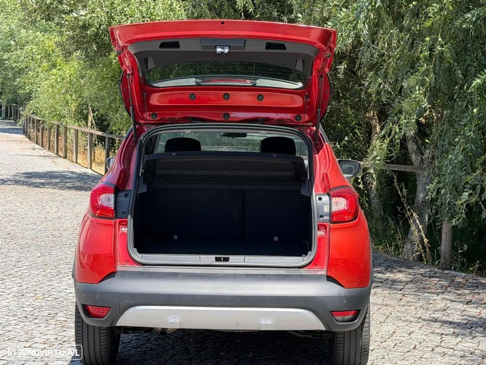 Renault Captur TCe 120 EDC Helly Hansen - 16