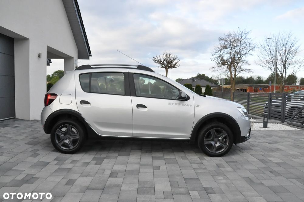 Dacia Sandero Stepway 0.9 TCe Laureate S&S - 9