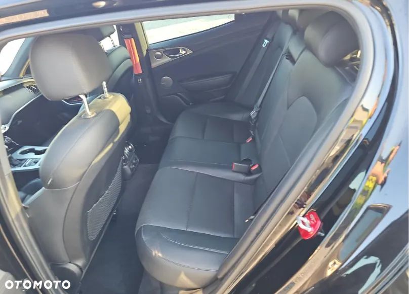 Kia Stinger 3.3 T-GDI AWD GT - 10