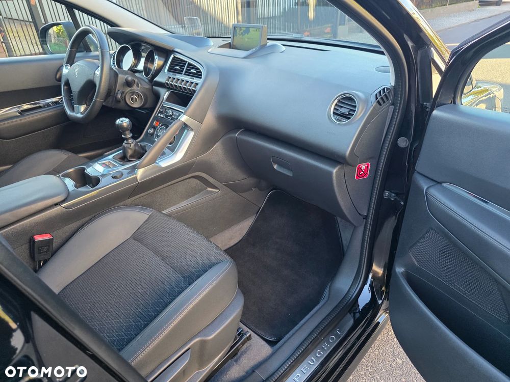 Peugeot 3008 - 18
