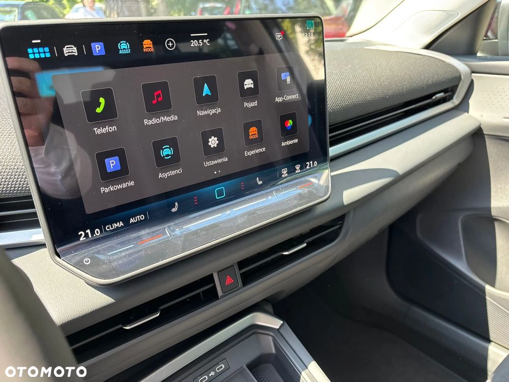 Volkswagen T-Roc 1.5 eTSI Style DSG - 27