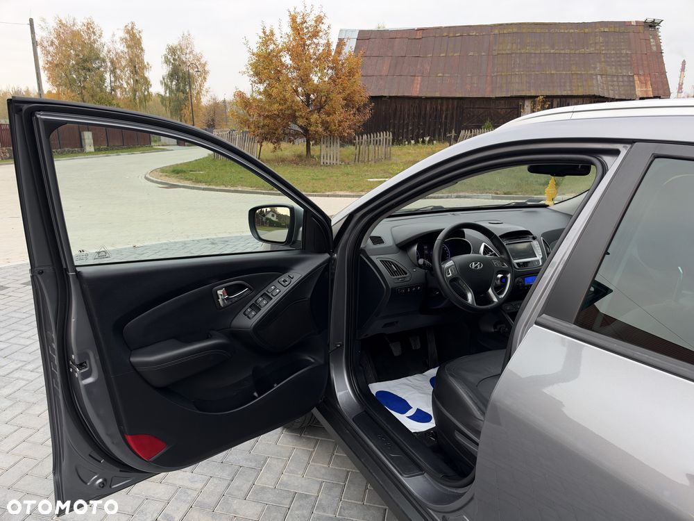 Hyundai ix35 - 12