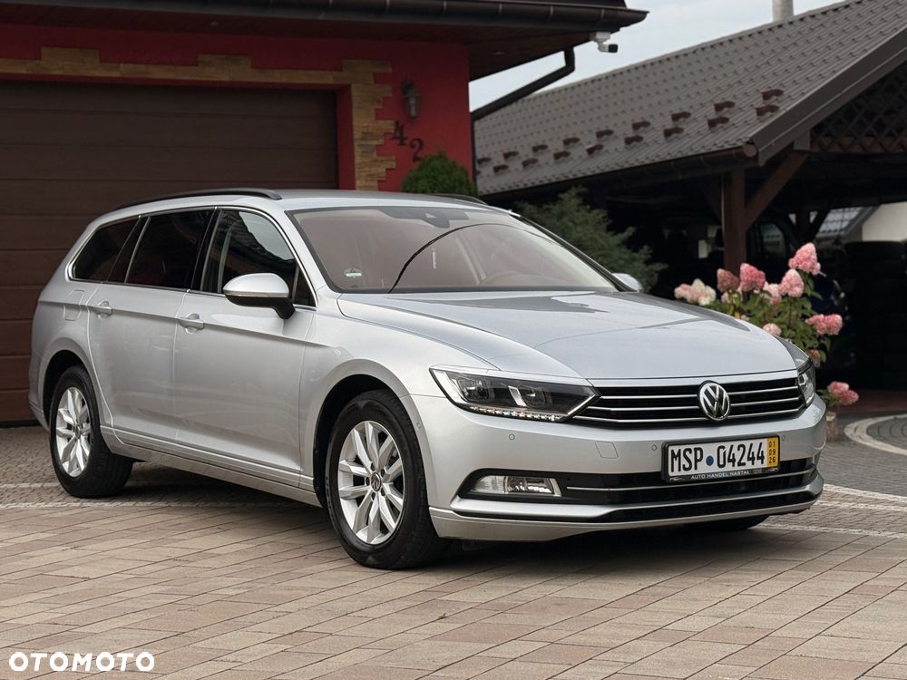 Volkswagen Passat 2.0 TDI SCR Comfortline DSG - 13