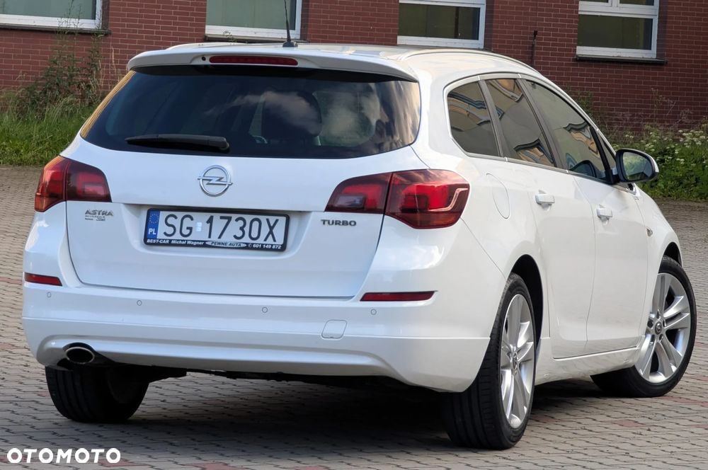 Opel Astra 1.6 T Sport - 31
