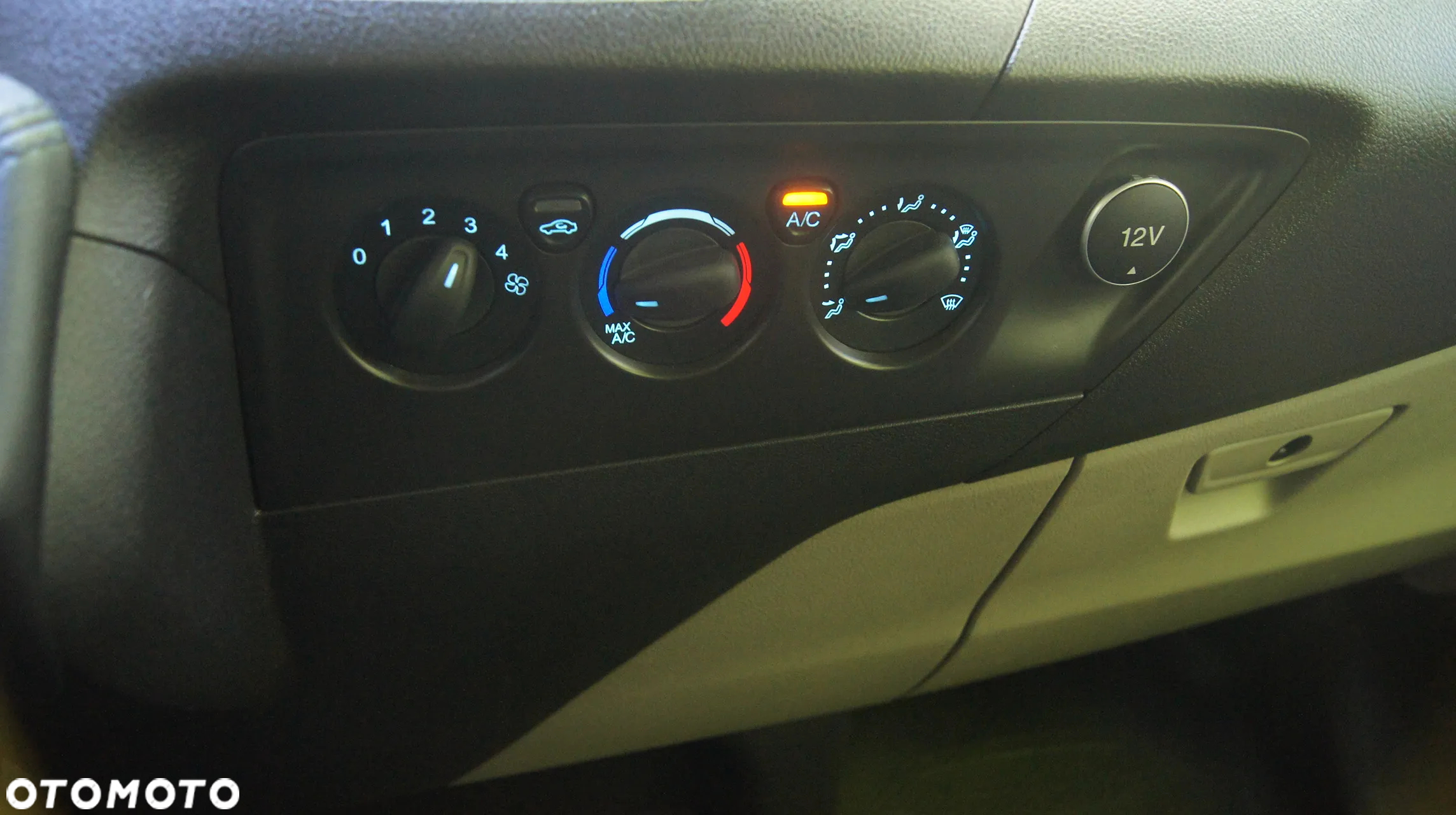 Ford Transit Custom - 21