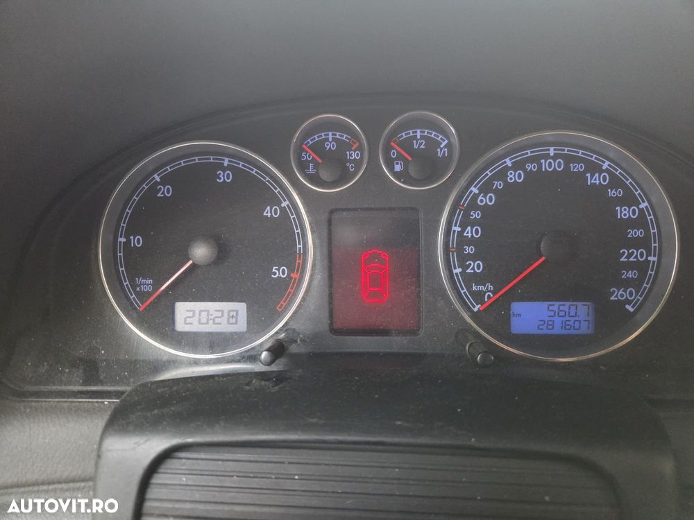Volkswagen Passat 1.9 TDI - 6