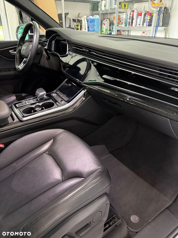 Audi Q7 55 TFSI mHEV Quattro Tiptr - 16