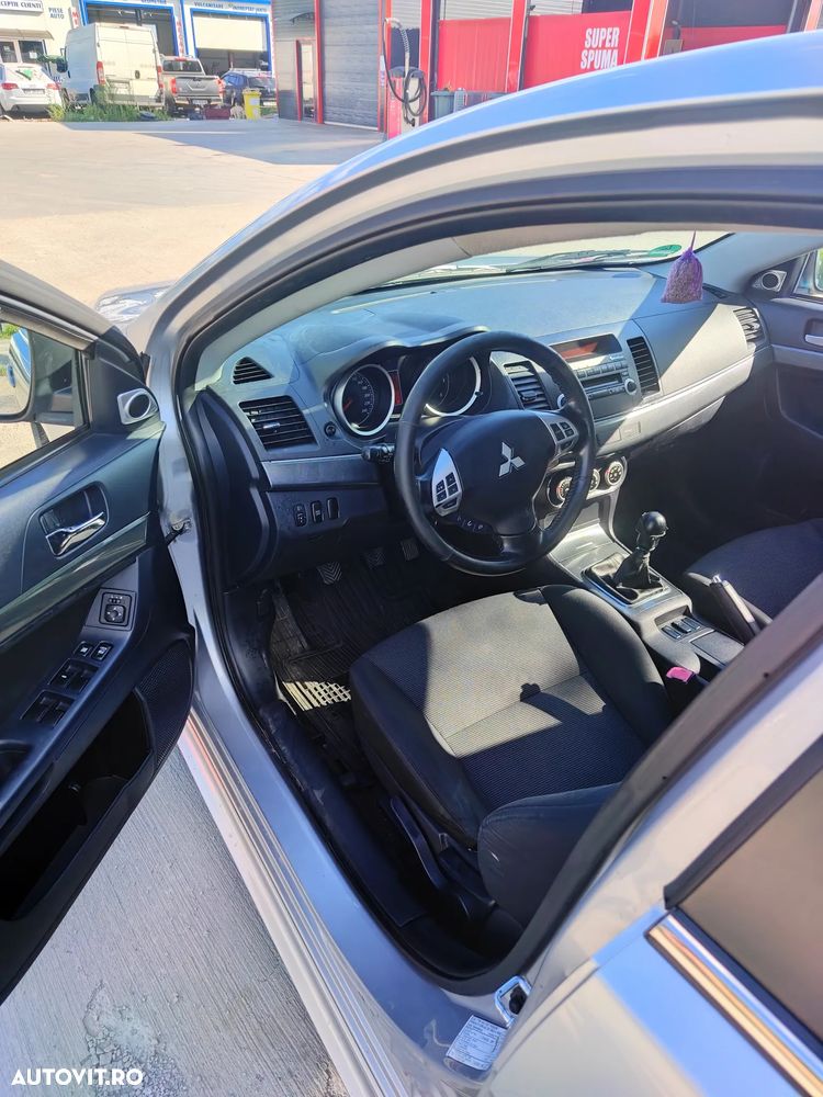Mitsubishi Lancer 2.0 DI-D Inform - 11