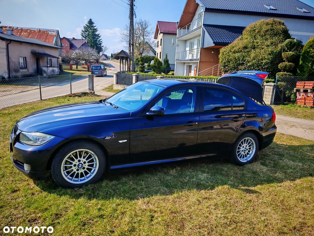 BMW Seria 3 318i Edition Lifestyle - 2