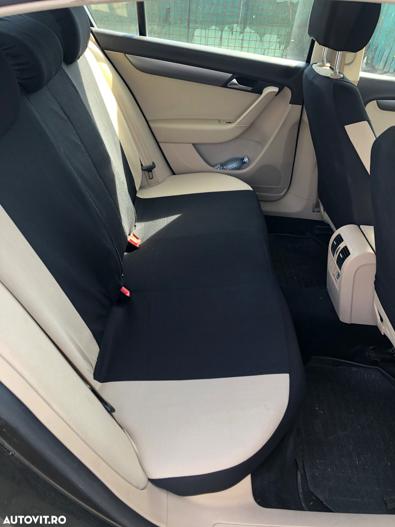 Volkswagen Passat Variant 2.0 TDI DSG BlueMotion Technology Highline - 11