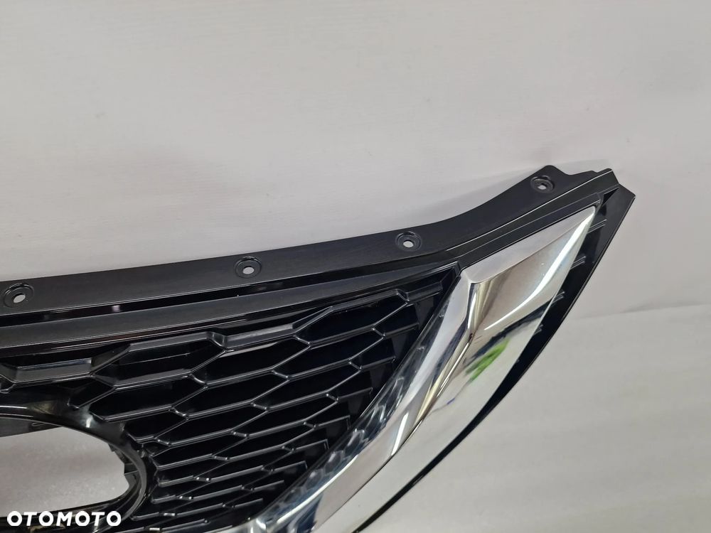 NISSAN QASHQAI 2 II LIFT ATRAPA / GRILL PRZEDNI PRZÓD , NR 62310HV3 / 6933U100 , NR AUKCJI GR348 - 11